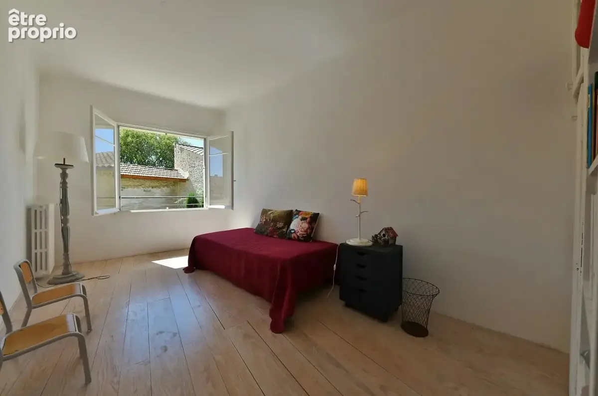 Maison de village avec jardin, bassin de nage et dépendance... - photo 26
