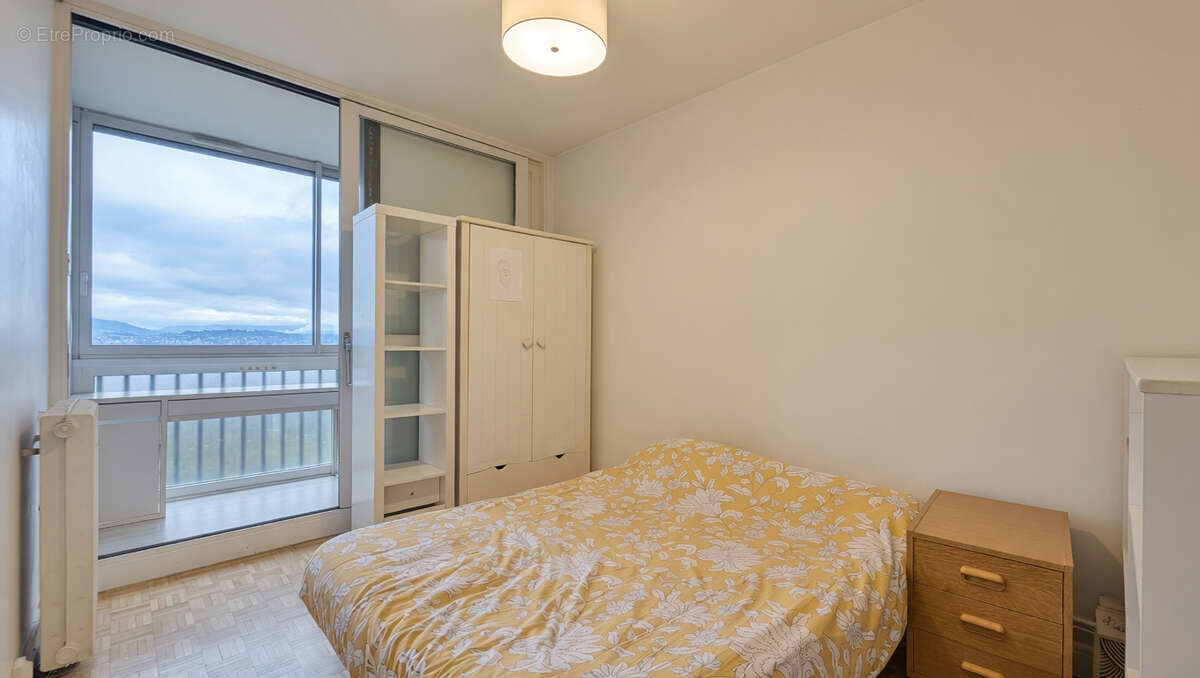 Appartement à SEYNOD