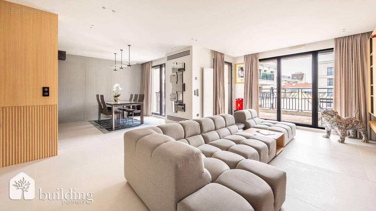 Appartement à LEVALLOIS-PERRET