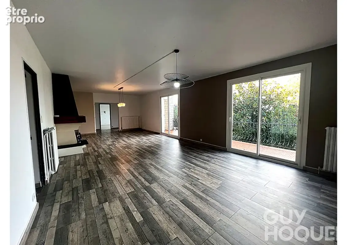Maison spacieuse à vendre à Mourenx - 5 chambres, 177.60 m² - photo 4