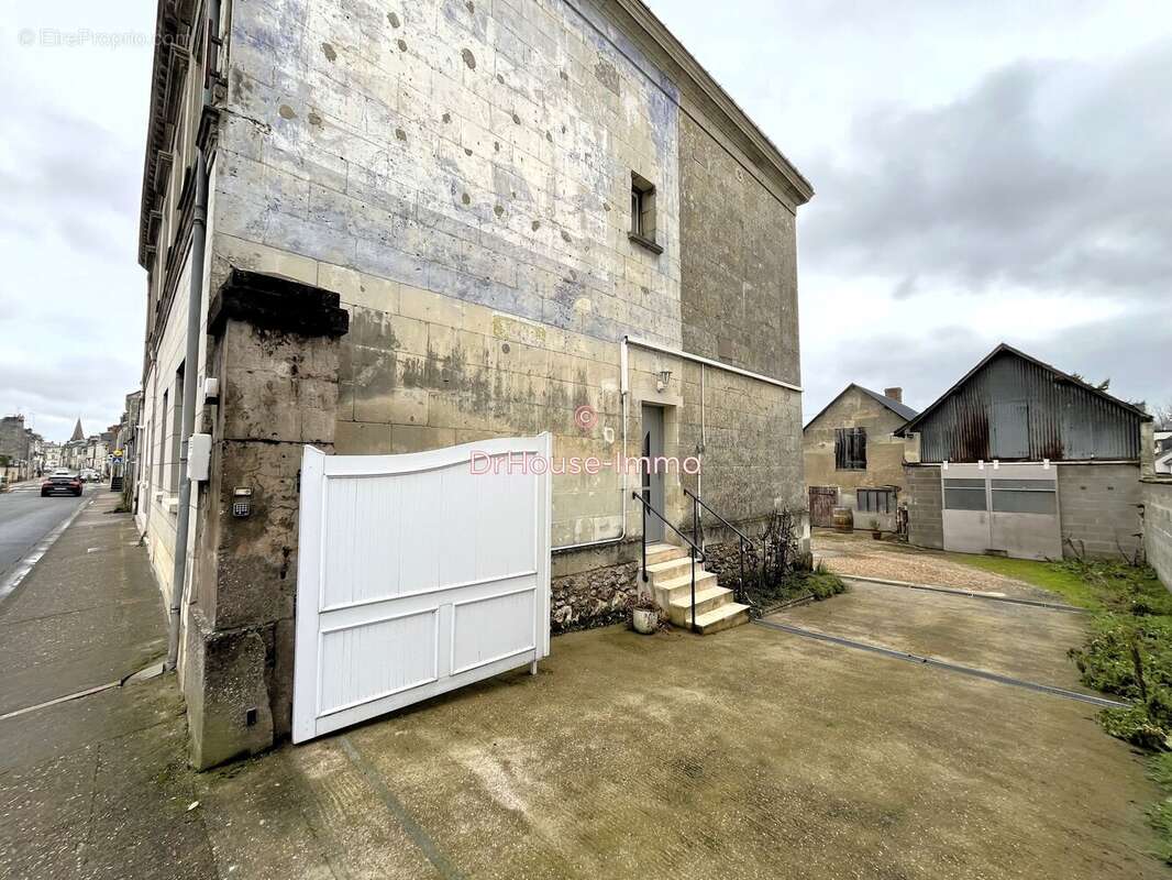 Maison à CINQ-MARS-LA-PILE