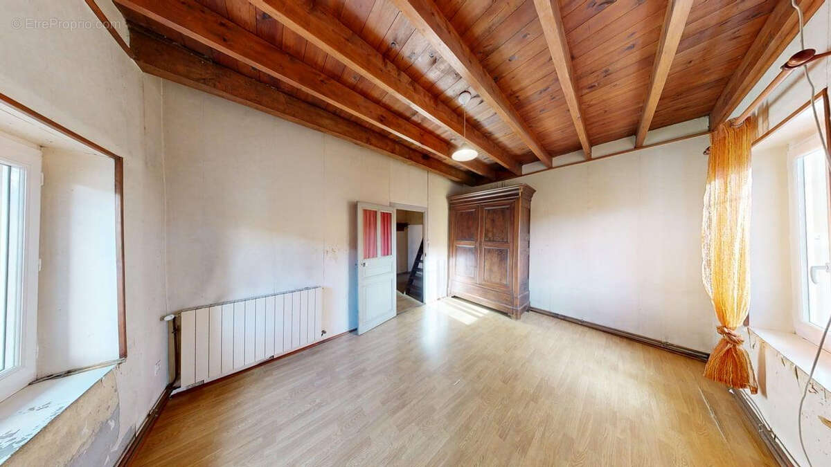 Maison à LES AVENIERES