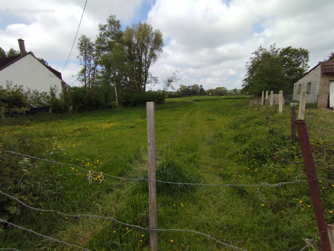 Terrain à FIENNES