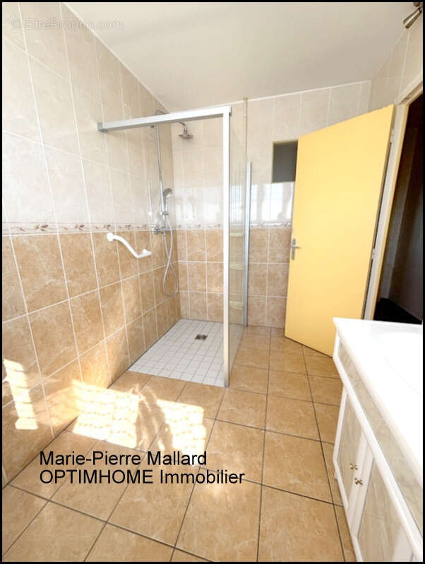 Maison familiale de 6 pièces THAURON (23) - photo 20