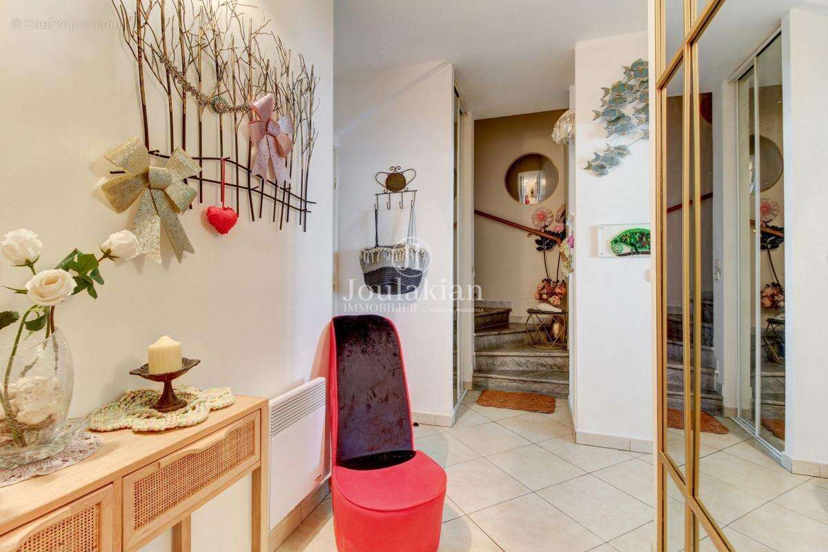 Appartement à MENTON