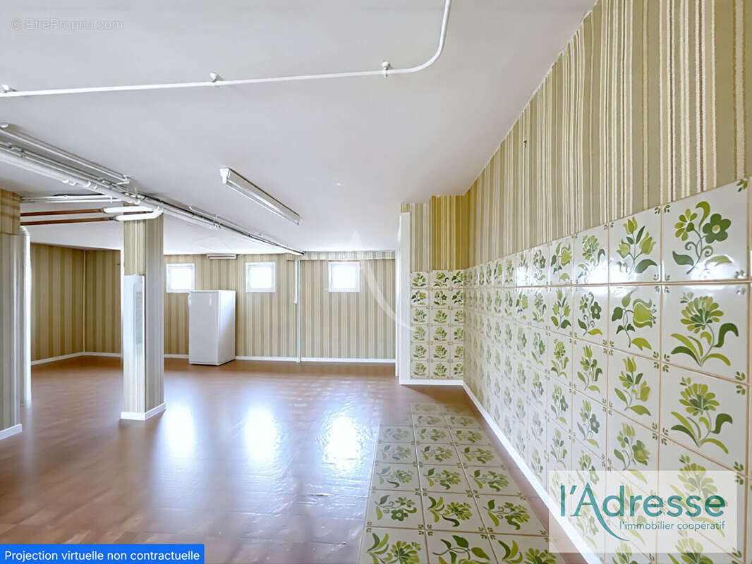 Maison à BRUGUIERES