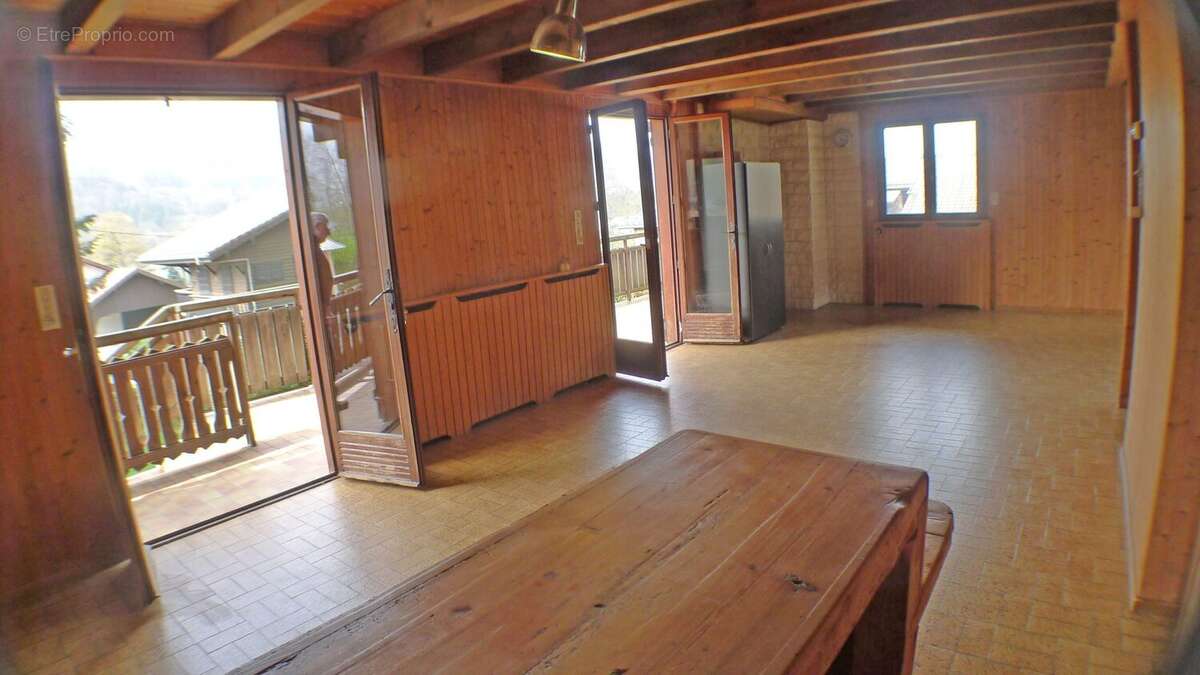 Maison 275 m² à Verchaix  - photo 8