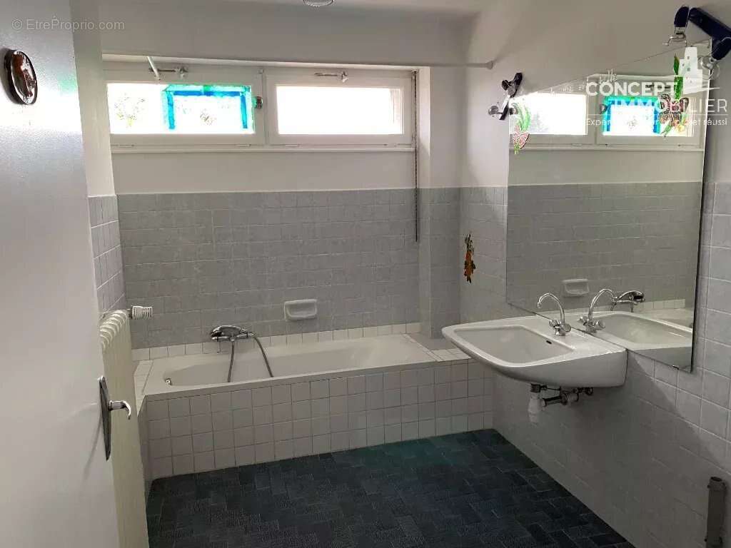 Appartement à FAMECK