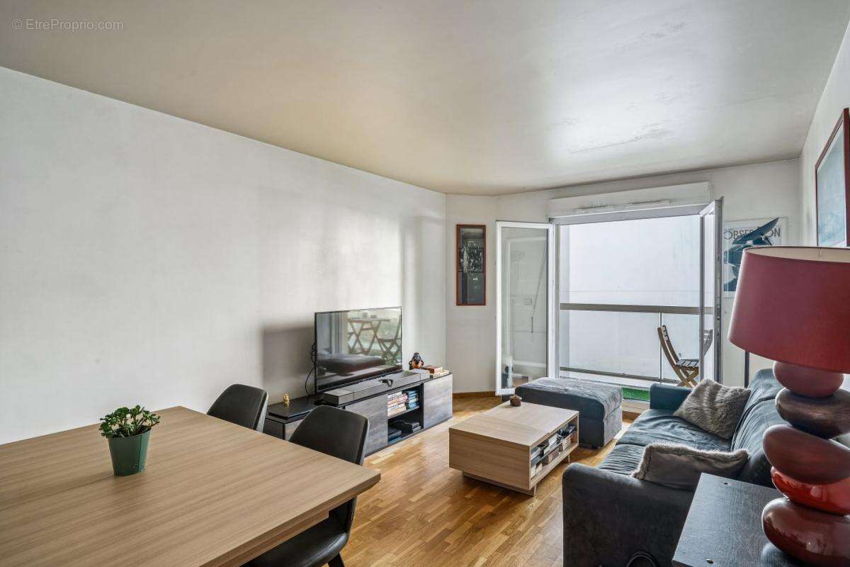 Appartement à SURESNES