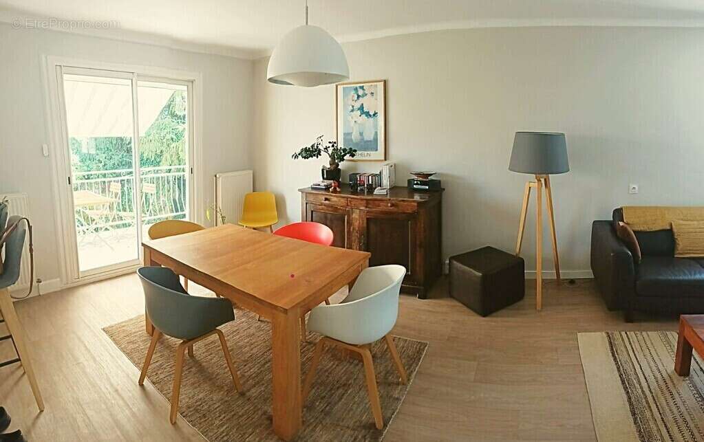 Maison à MONTELIMAR