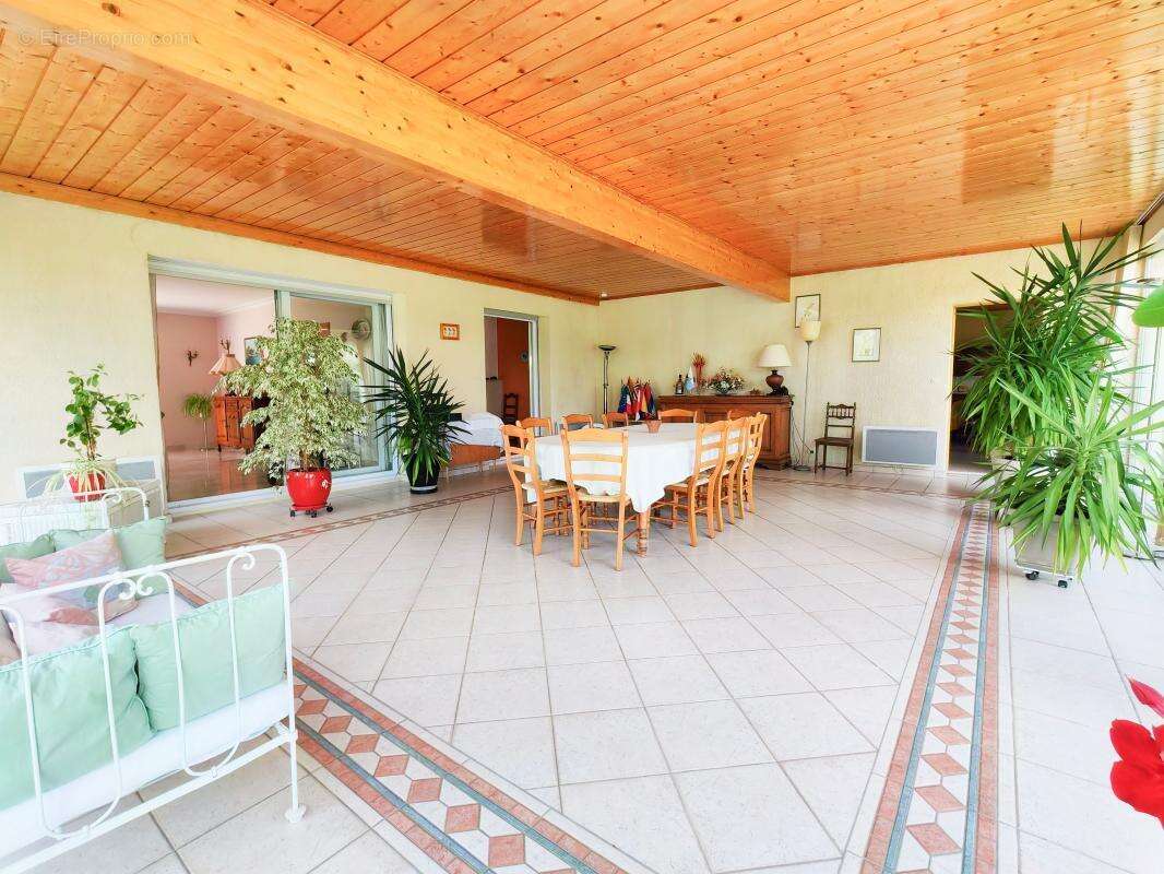 Maison à AYTRE