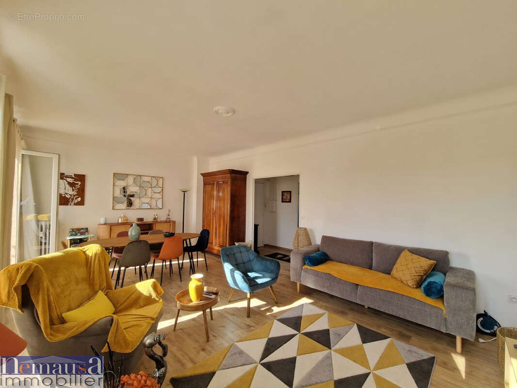 Appartement à NIMES