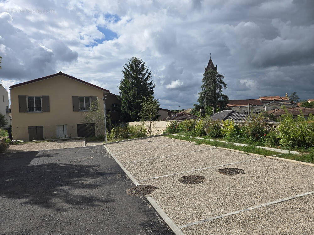 Appartement à CHAPONOST