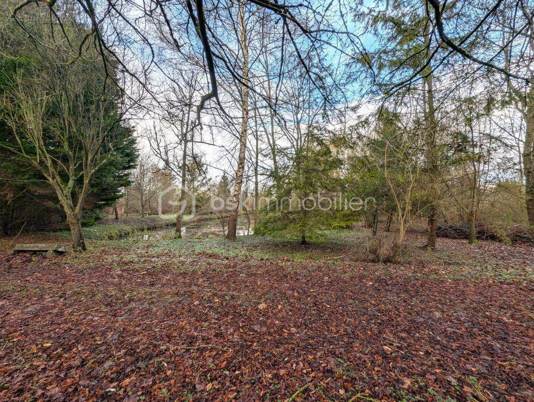 Terrain à LA CHAUSSEE-TIRANCOURT