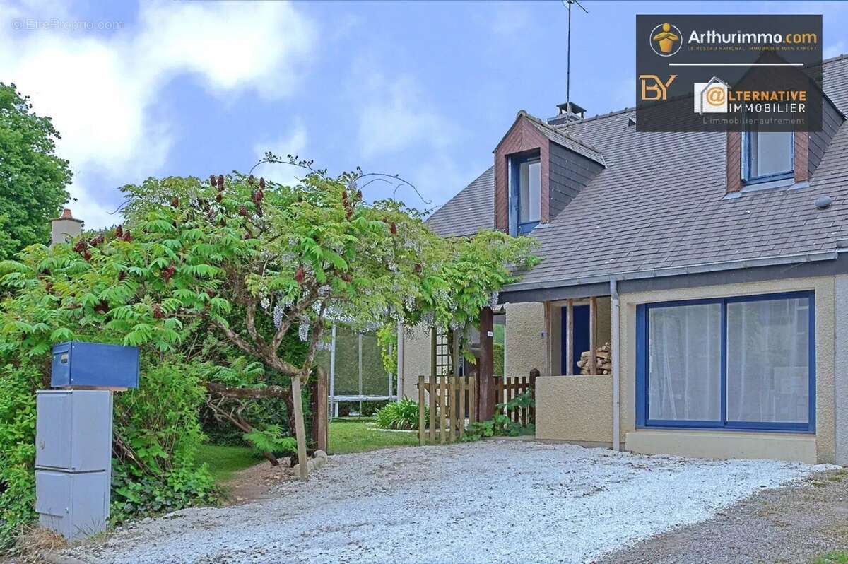 Maison à SAINT-SULPICE-LA-FORET