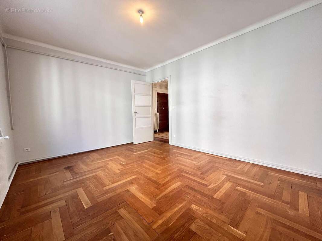 Appartement 65 m² à Lyon-7e  - photo 8