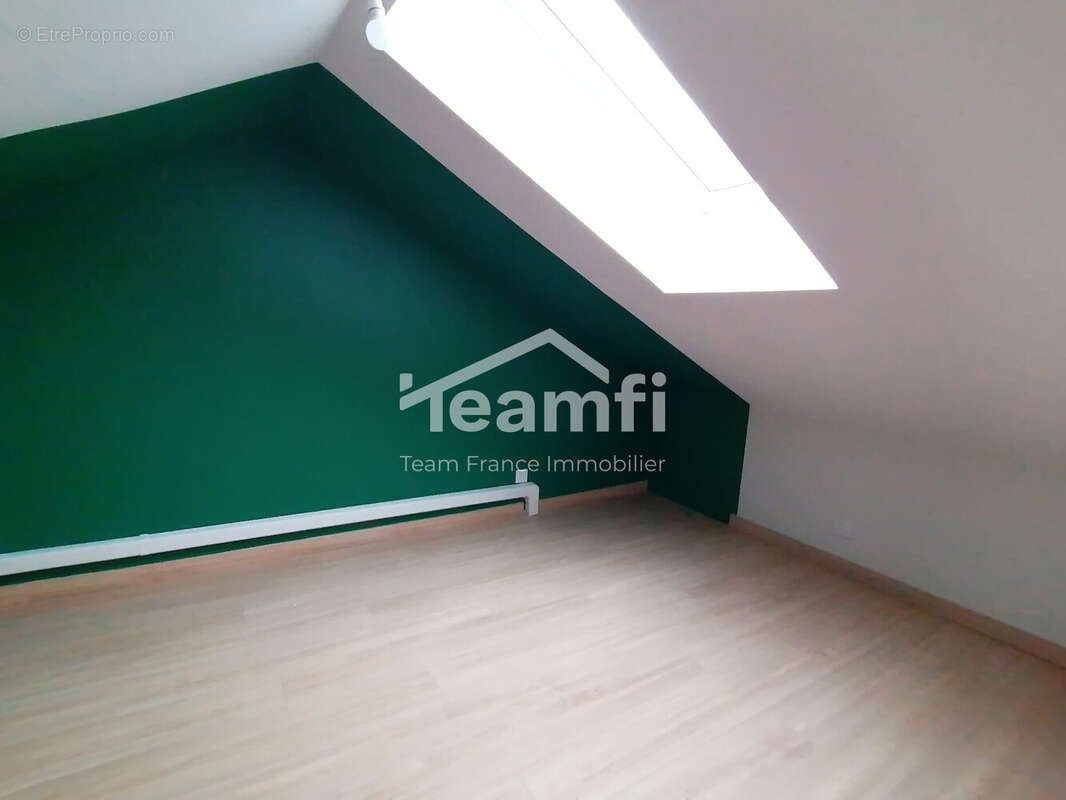 Appartement à LA SEAUVE-SUR-SEMENE