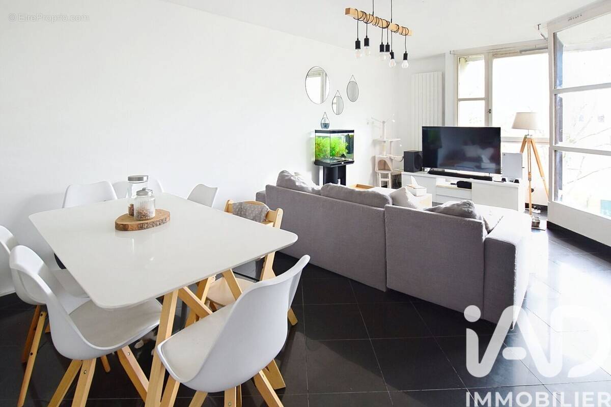 Photo 1 - Appartement à NOISIEL