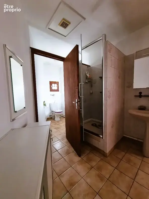 Belle maison en pierres avec grange - photo 11