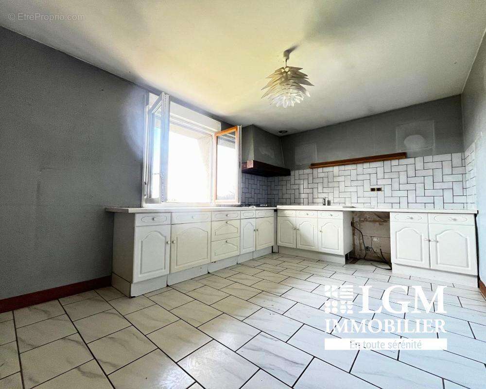 Maison à GRANDVILLERS