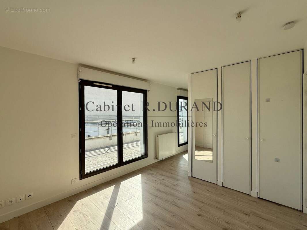 Appartement à COLOMBES