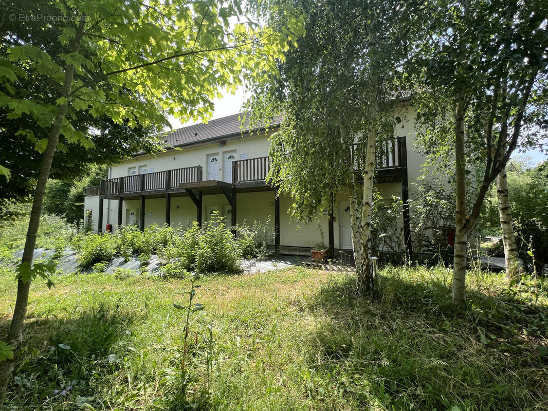 Appartement à CHERISY
