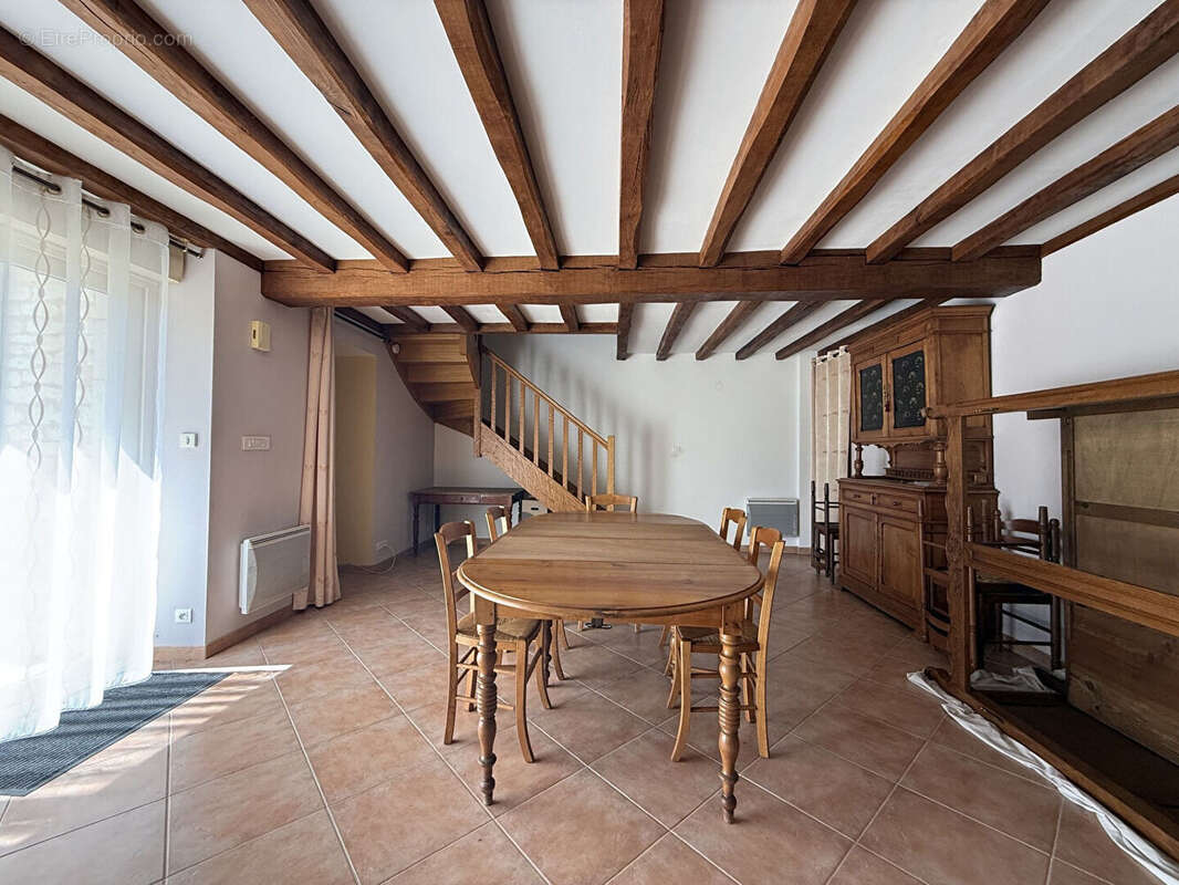 Maison ancienne ferme entièrement rénovée à vendre à Ternay - 4 pièces, 145 m² - photo 3