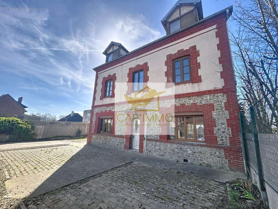 Maison à SAINT-CLAIR-SUR-EPTE