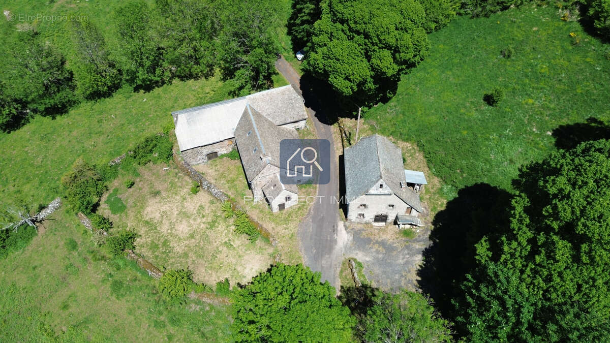 Maison à SAINT-CHELY-D'AUBRAC