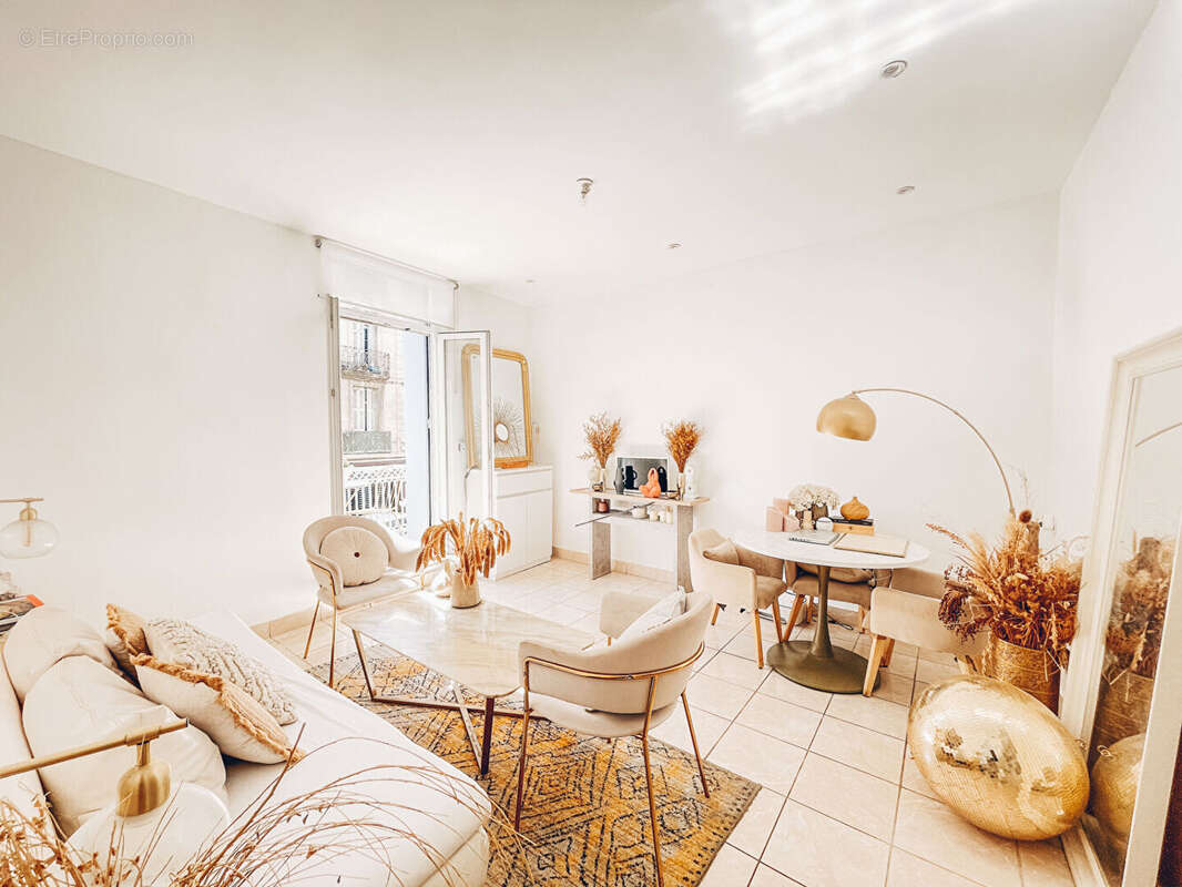 Appartement à BEZIERS