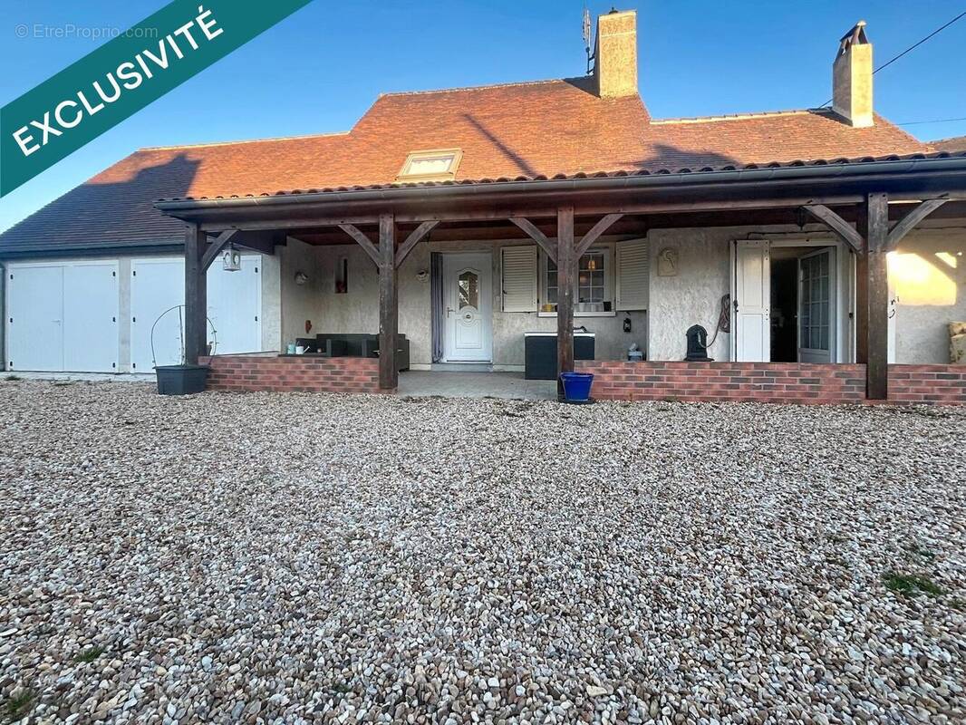 Photo 1 - Maison à NEUVIC