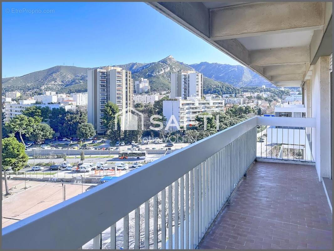 Photo 1 - Appartement à MARSEILLE-10E