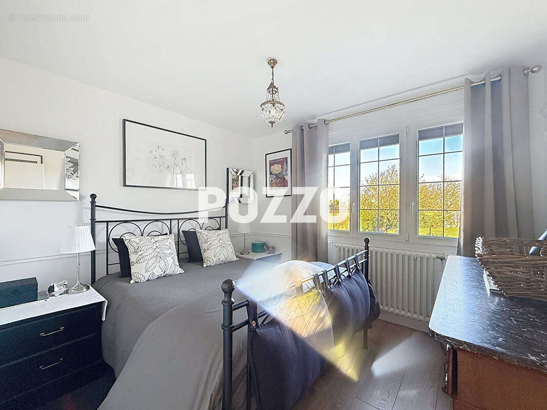 Maison à SAINT-PAIR-SUR-MER