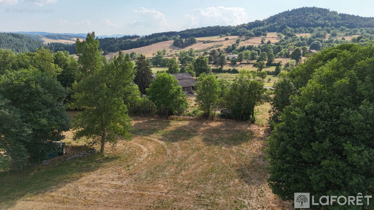 Terrain à ROSIERES