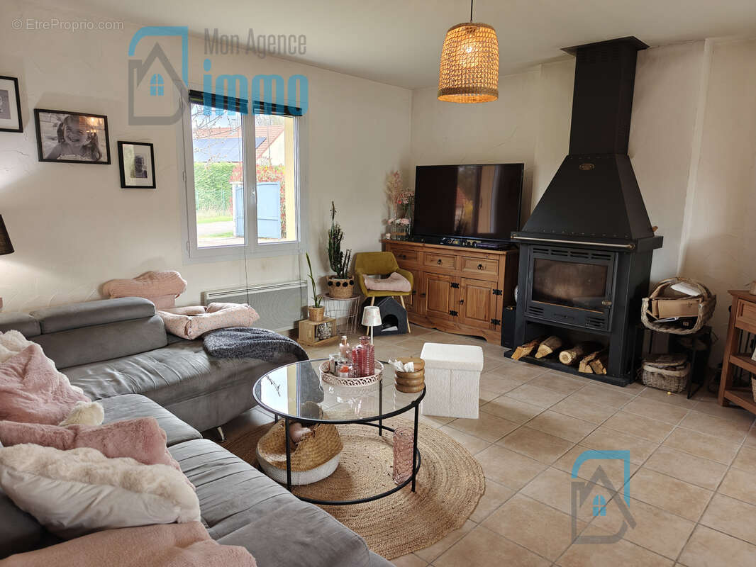 Maison à MEHUN-SUR-YEVRE