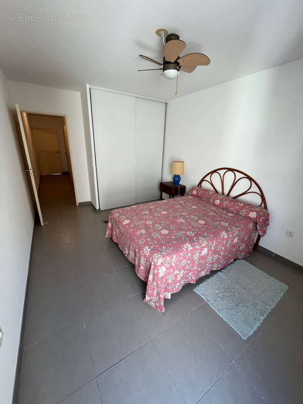 Appartement à MARSEILLE-2E