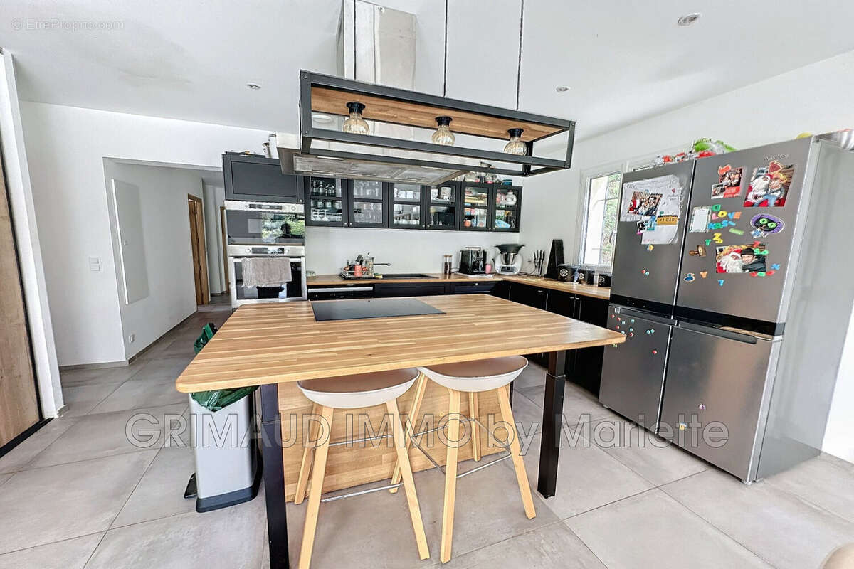 Maison à LA GARDE-FREINET