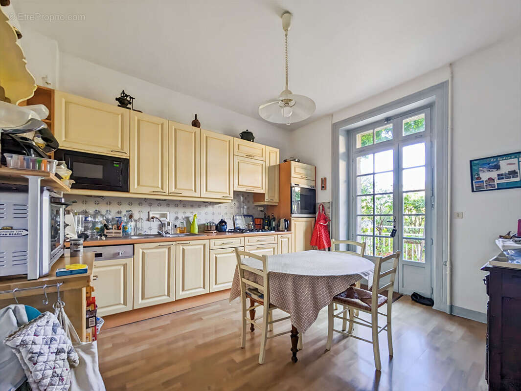 Maison à DOL-DE-BRETAGNE