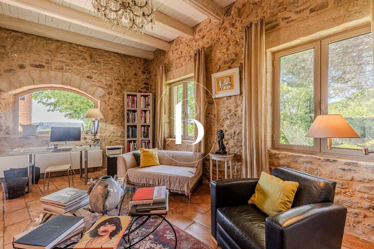 Maison à UZES