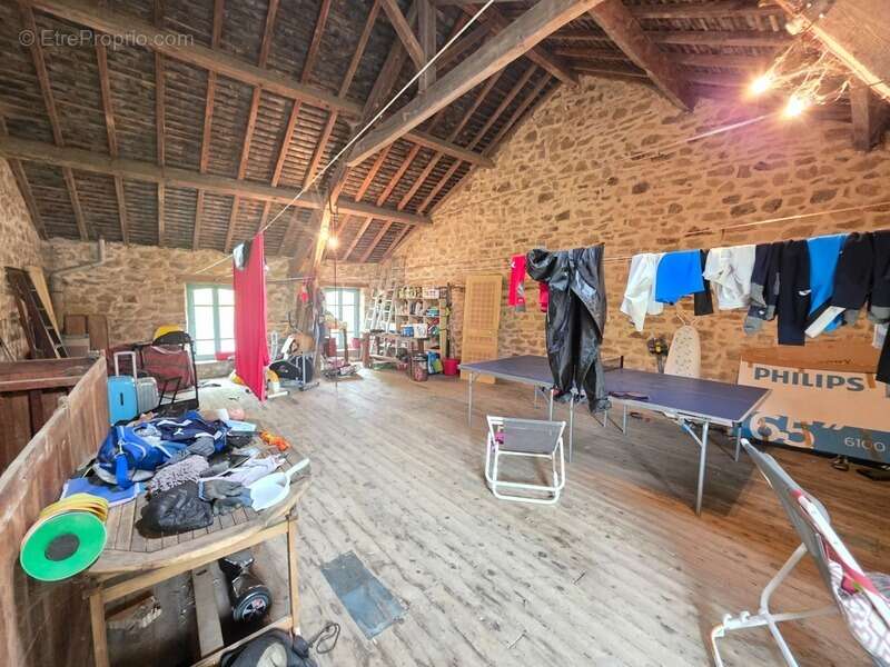 Maison à CHATEAUPONSAC