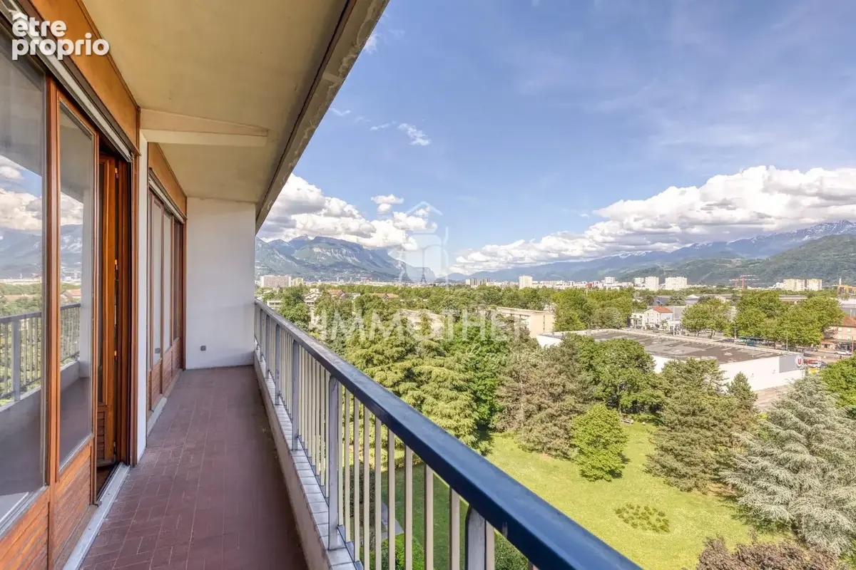 Appartement à ECHIROLLES