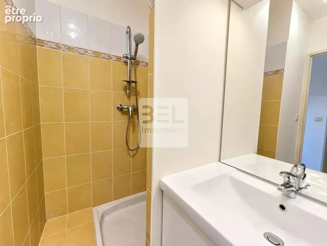 Appartement 2 pièces 46 m² à vendre à Bagnols-Sur-Ceze (30200) - photo 5