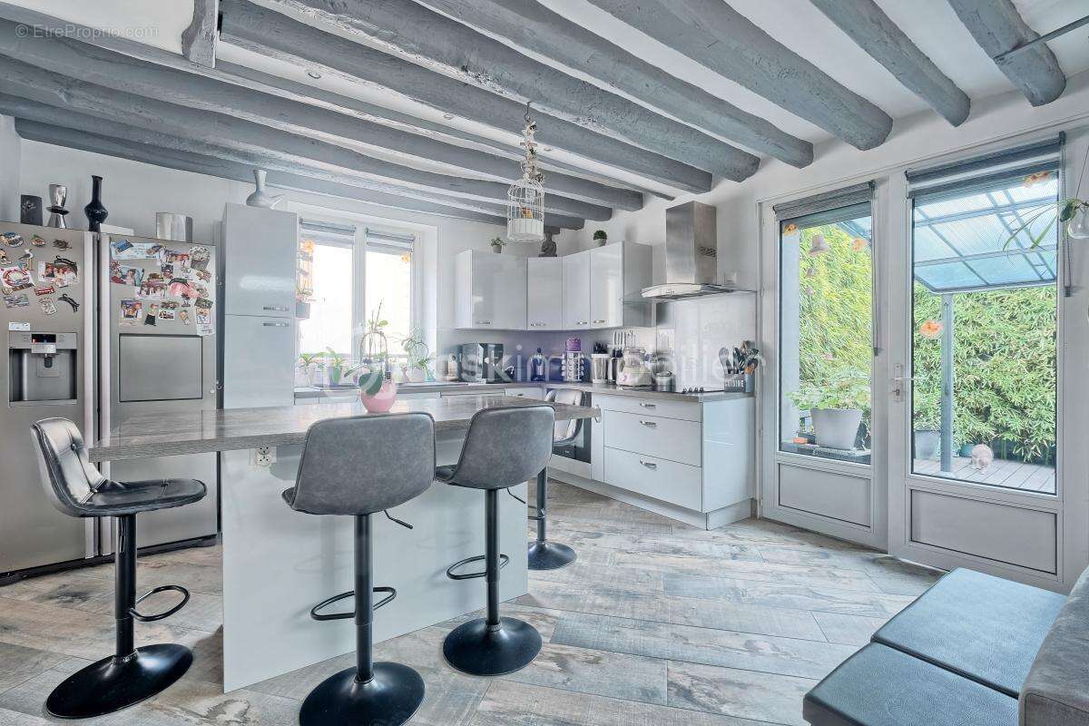 Maison à VILLEVAUDE