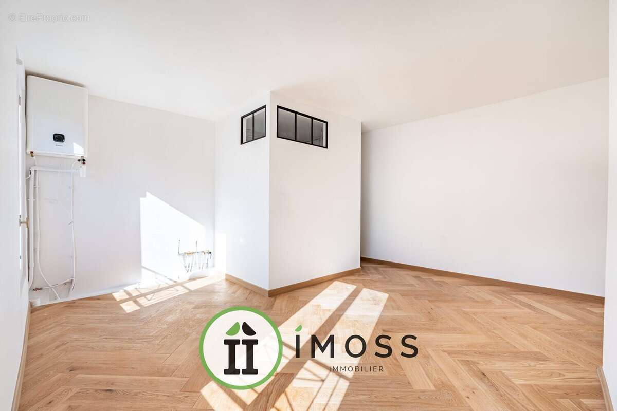 Appartement à PARIS-10E