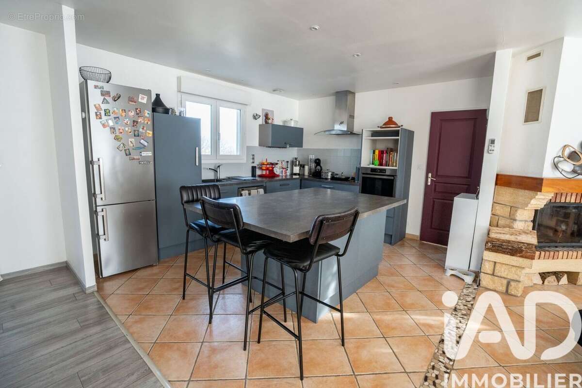 Maison 161 m² à Secheras  - photo 8