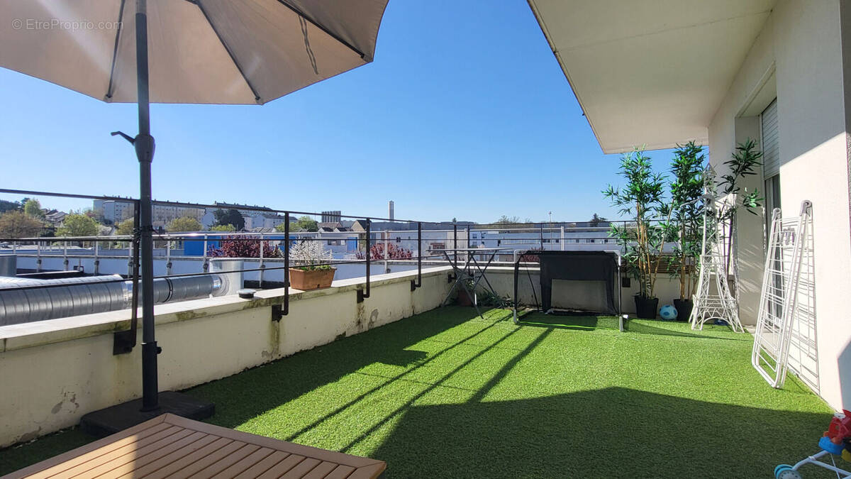 Appartement à EPERNON