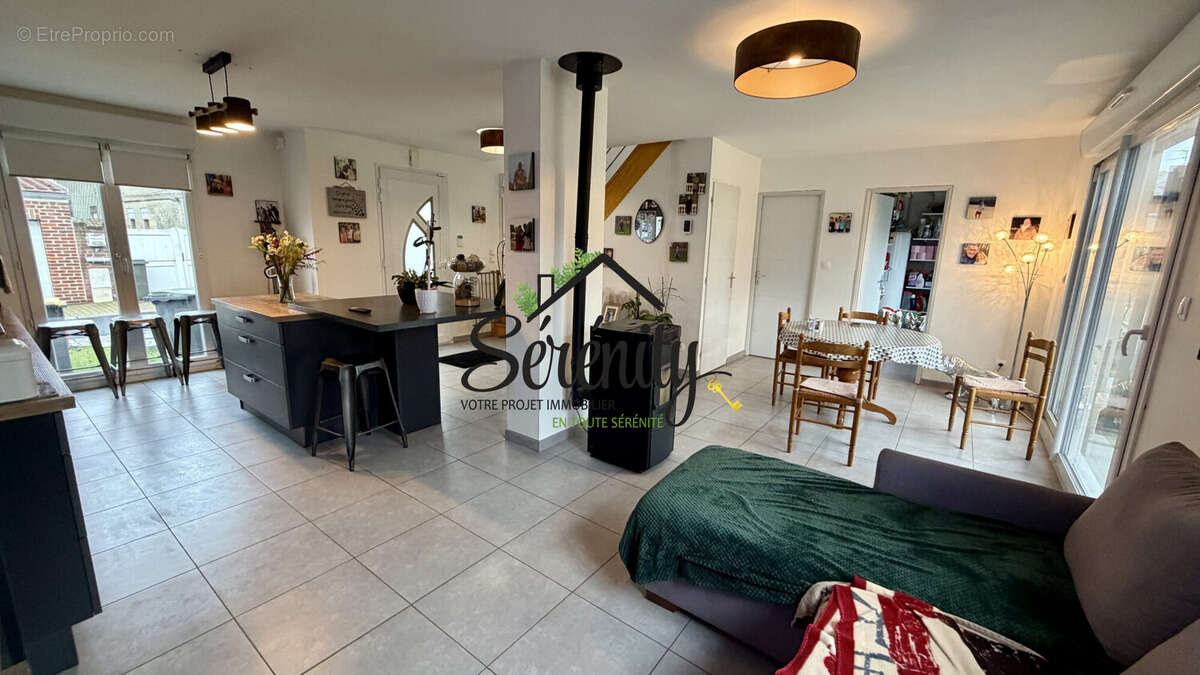 Maison à AVESNES-LE-SEC