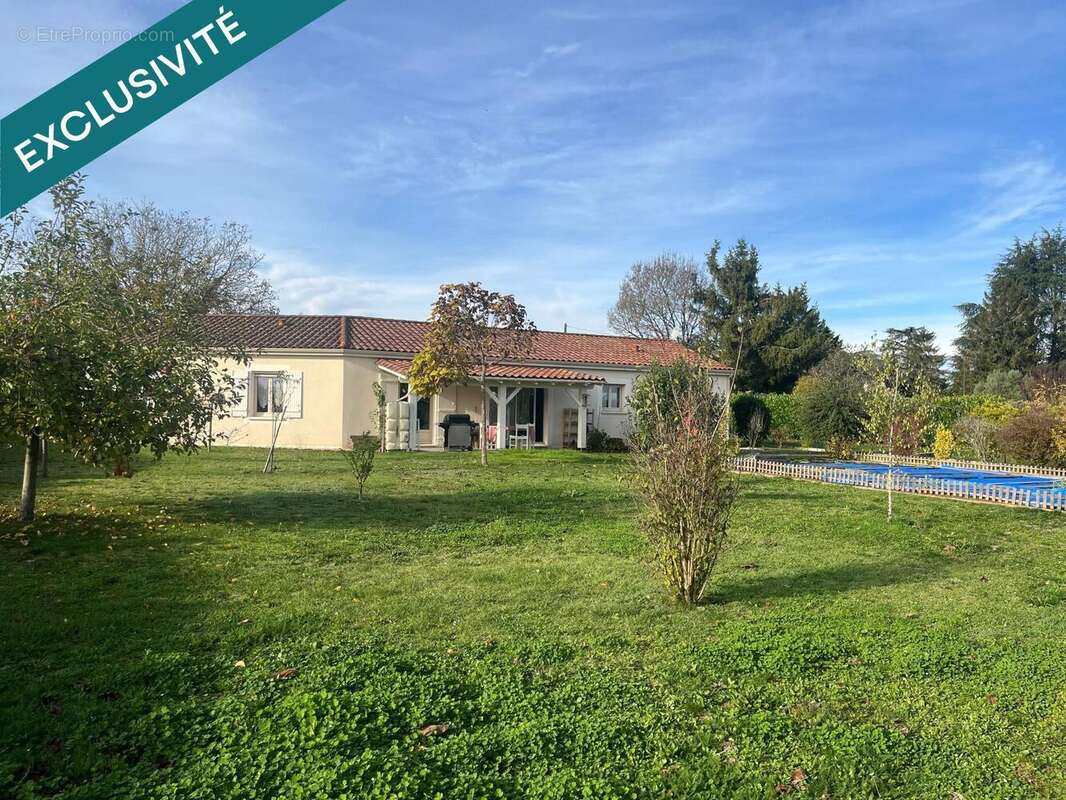 Photo 2 - Maison à ISSIGEAC