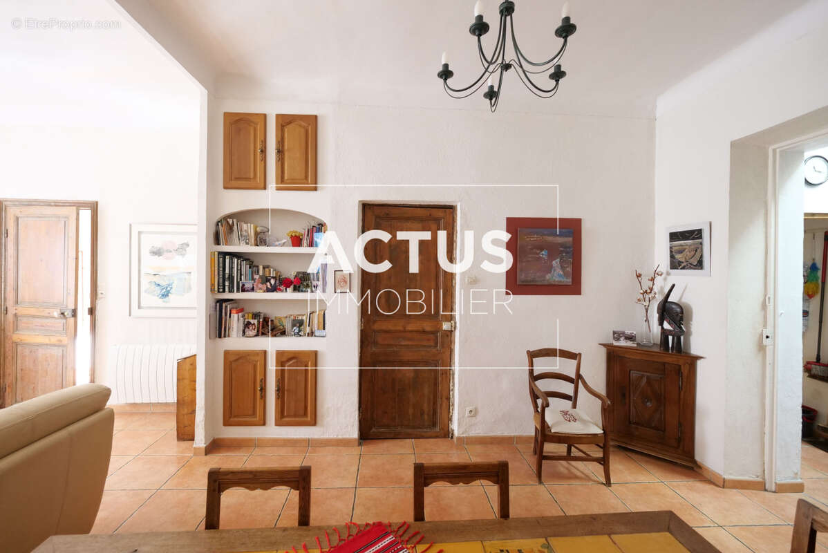 Maison à SALON-DE-PROVENCE