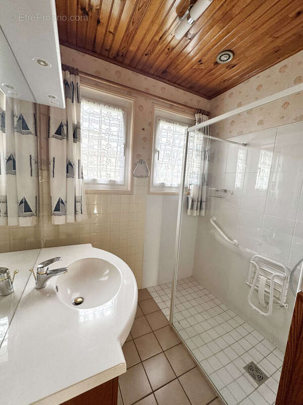 Photo 5 - Maison à GUEUGNON